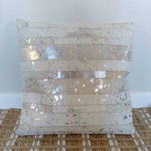 Hide Strip Cushion Sq White/Silver