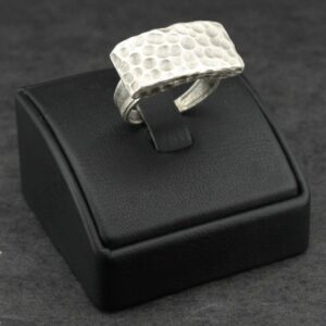 Hatti - Ring 235