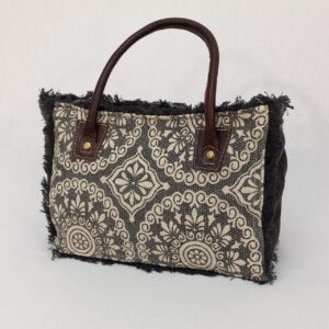 Donna - Canvas Tote Bag