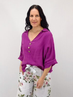 Petra Button V-Neck - Basic