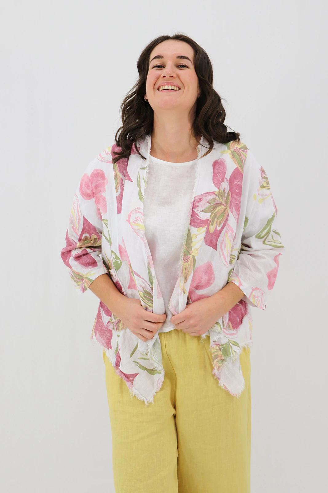 Aida Rose Linen Nella Raw Edge Cardi - Lily White Model 2 Zoom