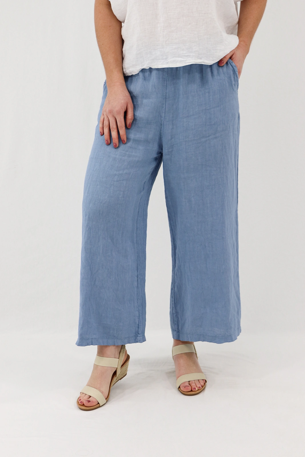 Aida Rose Linen Ceci Linen Trousers Denim Model