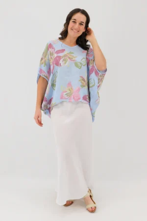 Aida Rose Linen Lavita Linen Blouse - Lily Sky Blue Model