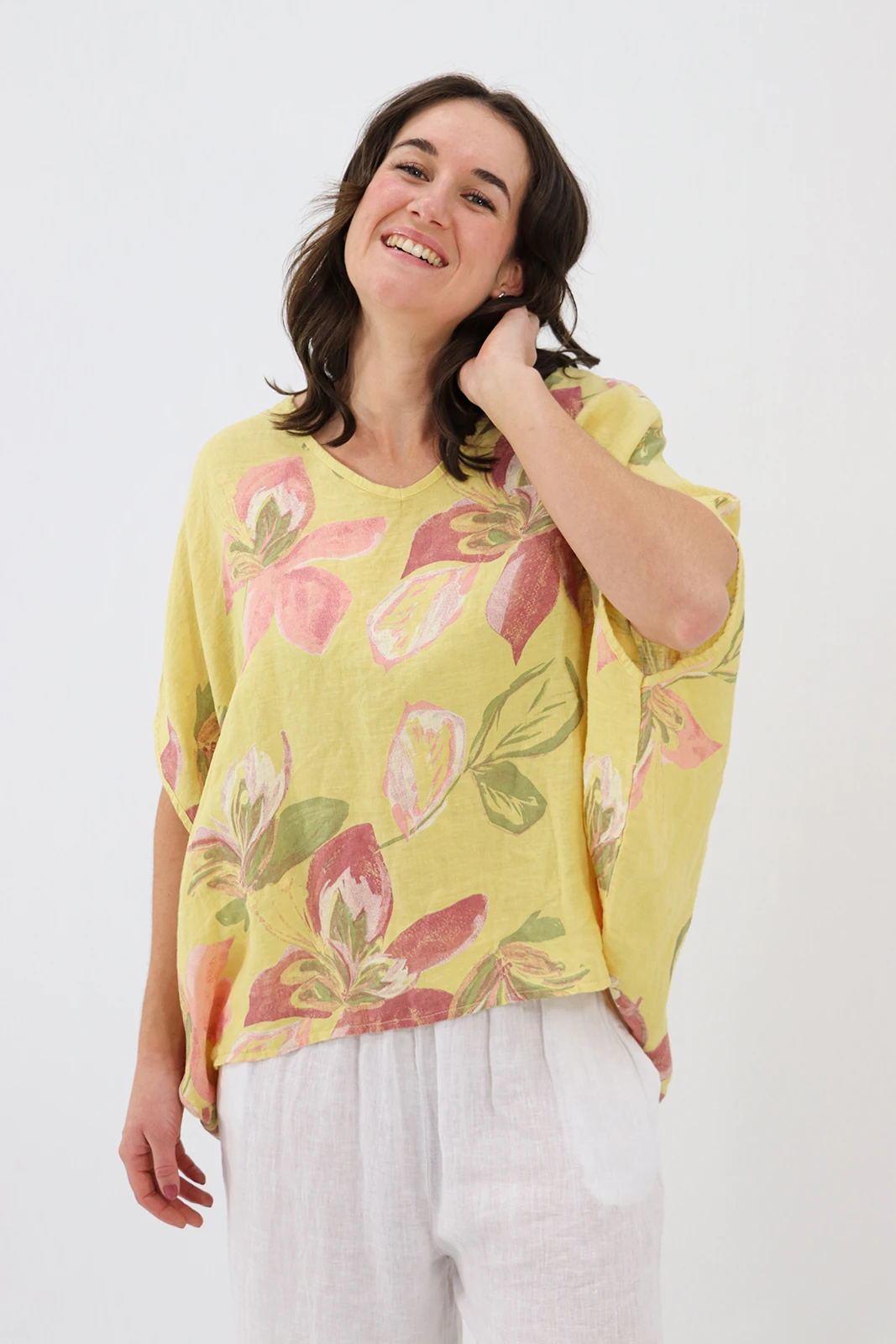 Aida Rose Linen Lavita Linen Blouse - Lily Tuscan Sun Model