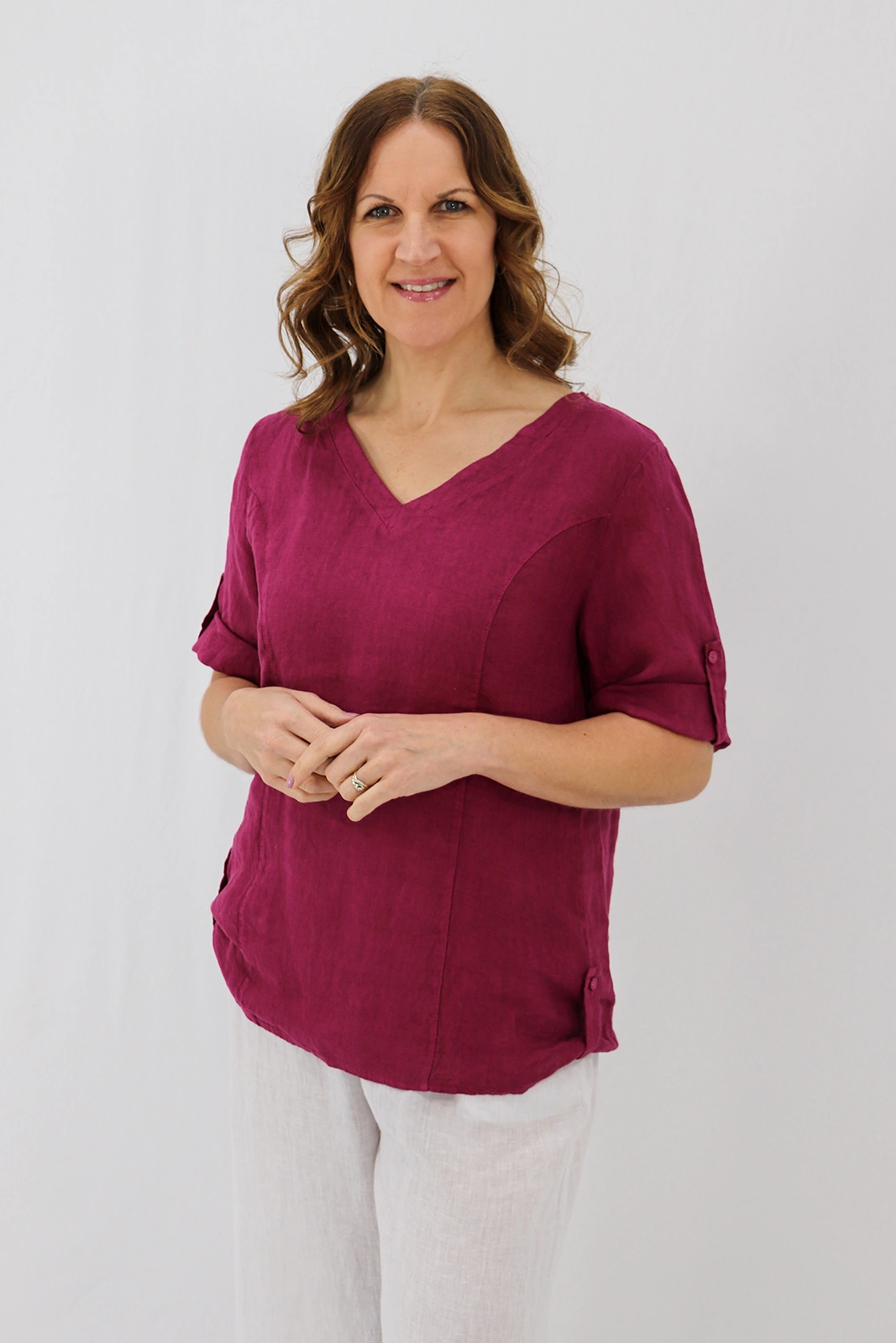 Aida Rose Linen Lunetta V-Neck Blouse Berry Zoom