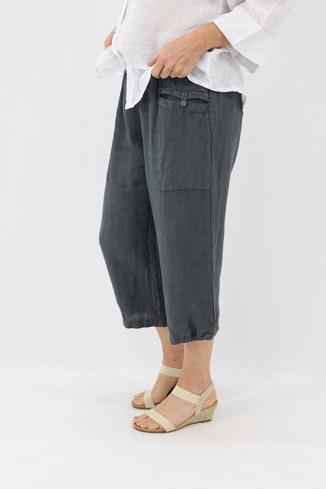 Aida Rose Linen Bambina 3/4 Casual Pants Dark Slate Side