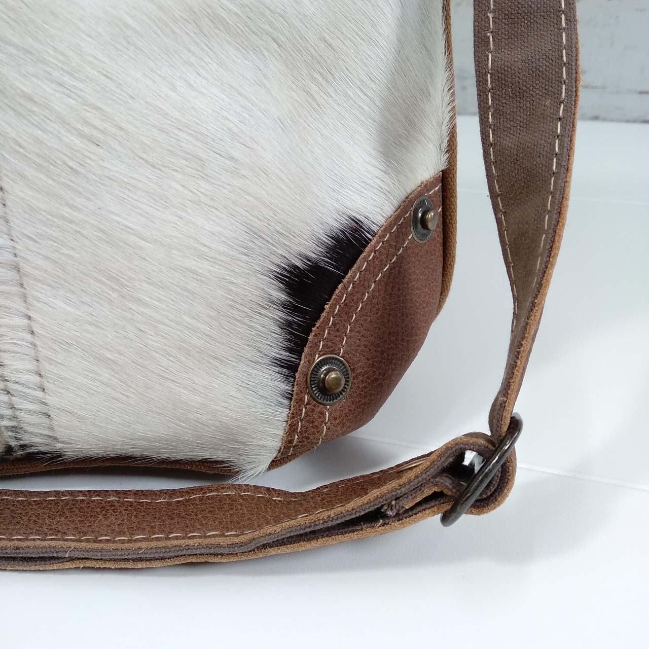 Sophia - Hide Crossbody - Image 7